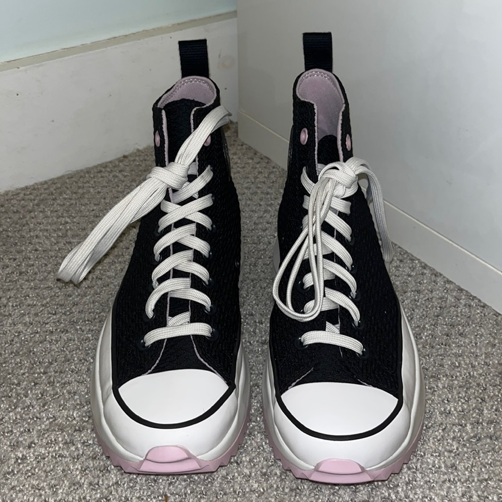 Future Utility Run Star Hike worn once just not my style, does not come with box